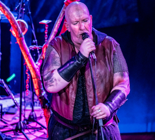 Ragnaroeek-mit-Support-Cultus-Ferox-im-Riders-Cafe-2026-1179