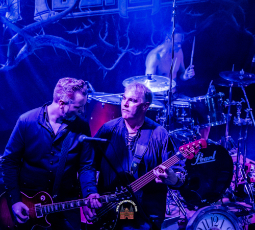 Ragnaroeek-mit-Support-Cultus-Ferox-im-Riders-Cafe-2026-1206