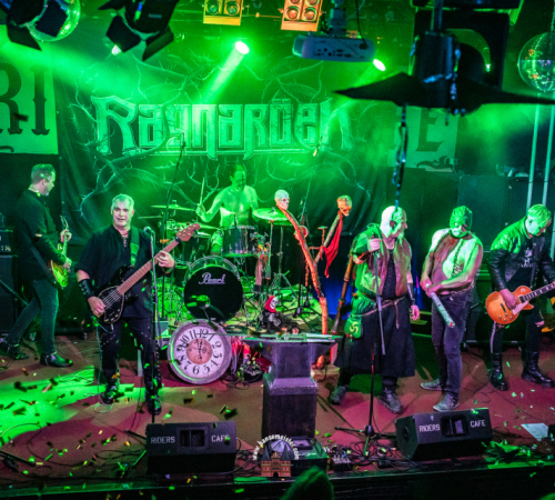 Ragnaroeek-mit-Support-Cultus-Ferox-im-Riders-Cafe-2026-1270