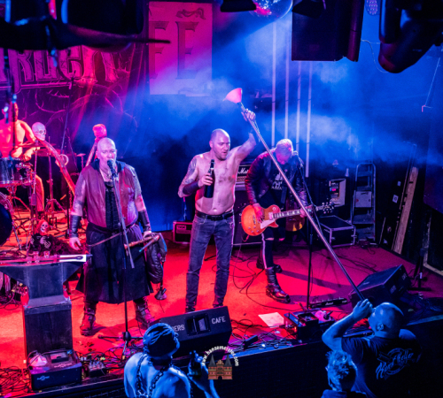 Ragnaroeek-mit-Support-Cultus-Ferox-im-Riders-Cafe-2026-1407