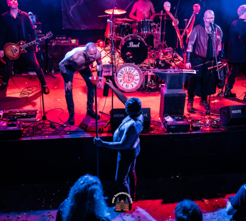 Ragnaroeek-mit-Support-Cultus-Ferox-im-Riders-Cafe-2026-1434