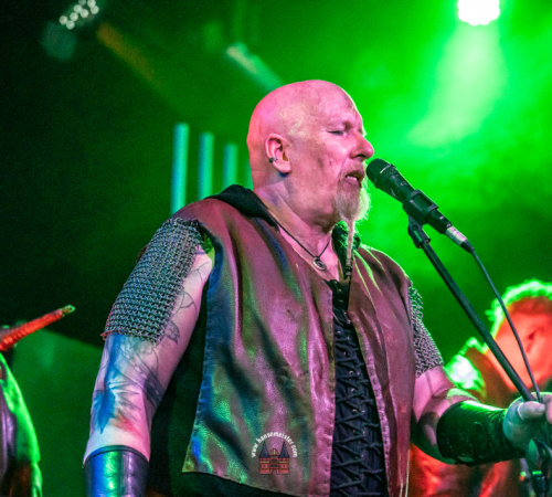 Ragnaroeek-mit-Support-Cultus-Ferox-im-Riders-Cafe-2026-1495