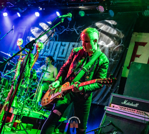 Ragnaroeek-mit-Support-Cultus-Ferox-im-Riders-Cafe-2026-1507