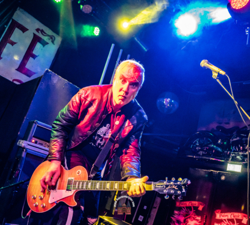 Ragnaroeek-mit-Support-Cultus-Ferox-im-Riders-Cafe-2026-1563