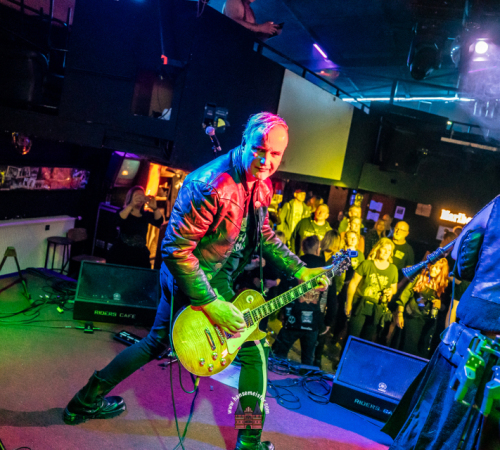 Ragnaroeek-mit-Support-Cultus-Ferox-im-Riders-Cafe-2026-1585