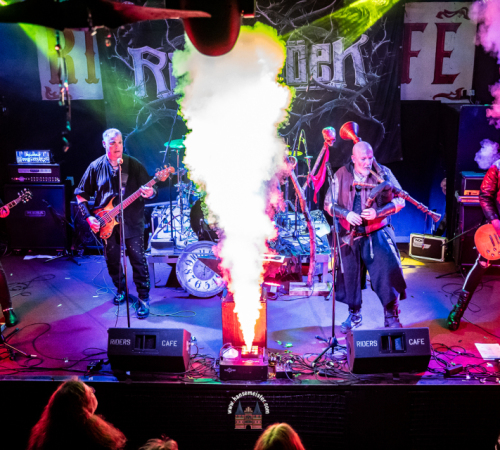 Ragnaroeek-mit-Support-Cultus-Ferox-im-Riders-Cafe-2026-1630