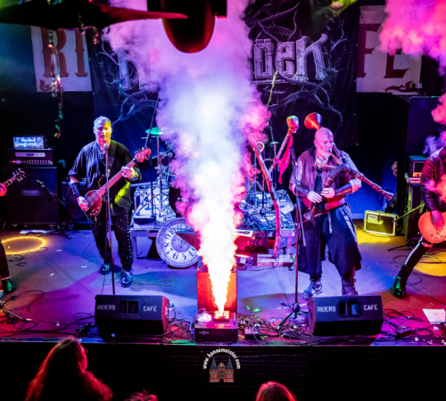 Ragnaroeek-mit-Support-Cultus-Ferox-im-Riders-Cafe-2026-1633