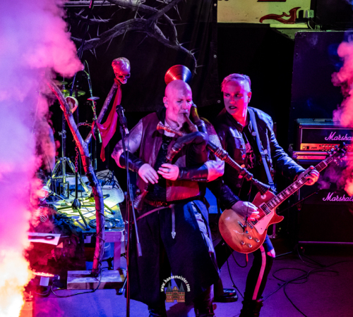 Ragnaroeek-mit-Support-Cultus-Ferox-im-Riders-Cafe-2026-1651