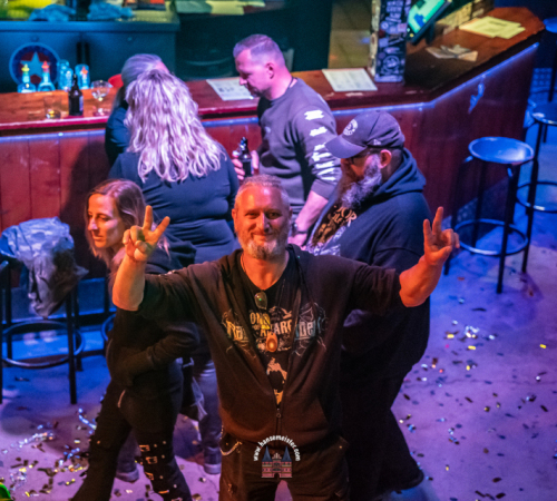 Ragnaroeek-mit-Support-Cultus-Ferox-im-Riders-Cafe-2026-1713