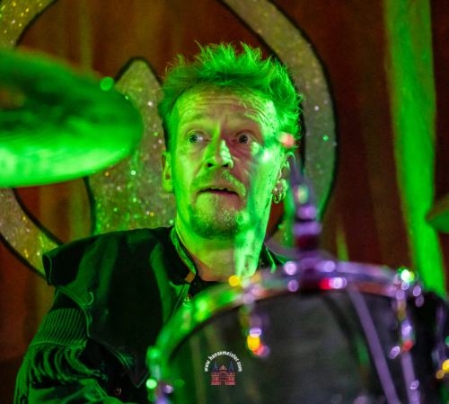 Ragnaroeek-mit-Support-Cultus-Ferox-im-Riders-Cafe-2026-181