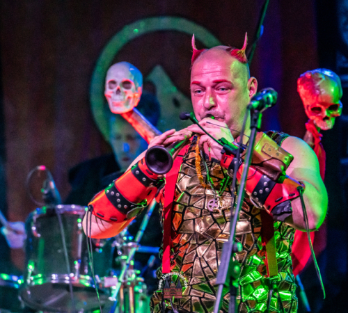 Ragnaroeek-mit-Support-Cultus-Ferox-im-Riders-Cafe-2026-222