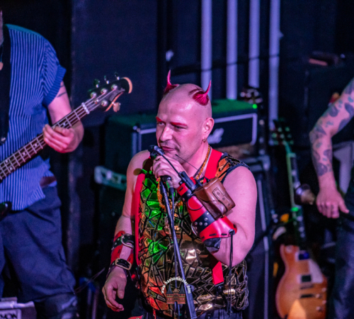 Ragnaroeek-mit-Support-Cultus-Ferox-im-Riders-Cafe-2026-327