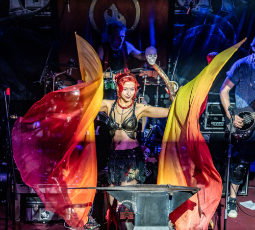 Ragnaroeek-mit-Support-Cultus-Ferox-im-Riders-Cafe-2026-375