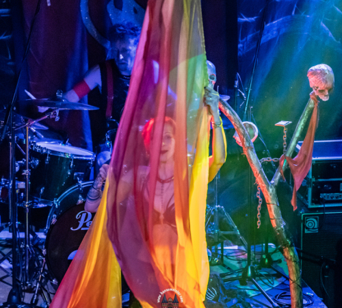 Ragnaroeek-mit-Support-Cultus-Ferox-im-Riders-Cafe-2026-511