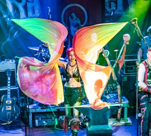 Ragnaroeek-mit-Support-Cultus-Ferox-im-Riders-Cafe-2026-523