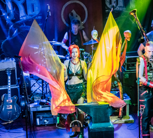 Ragnaroeek-mit-Support-Cultus-Ferox-im-Riders-Cafe-2026-539