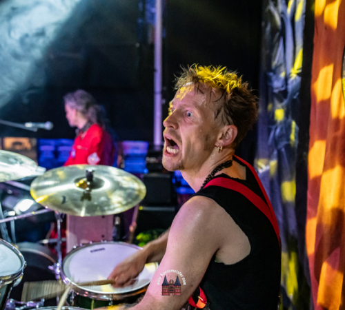 Ragnaroeek-mit-Support-Cultus-Ferox-im-Riders-Cafe-2026-591