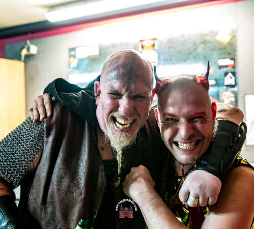 Ragnaroeek-mit-Support-Cultus-Ferox-im-Riders-Cafe-2026-619