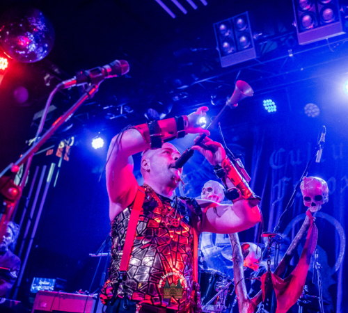 Ragnaroeek-mit-Support-Cultus-Ferox-im-Riders-Cafe-2026-64