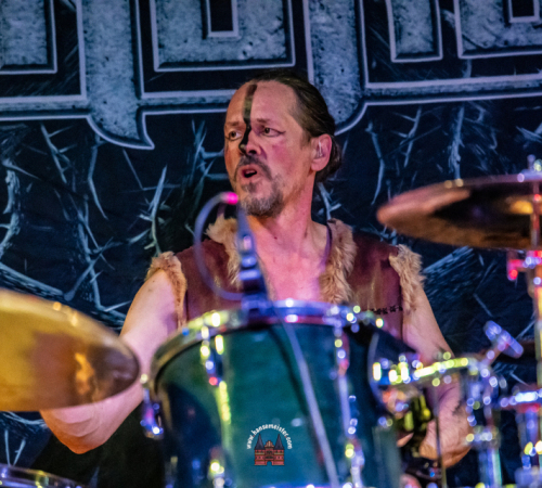 Ragnaroeek-mit-Support-Cultus-Ferox-im-Riders-Cafe-2026-700