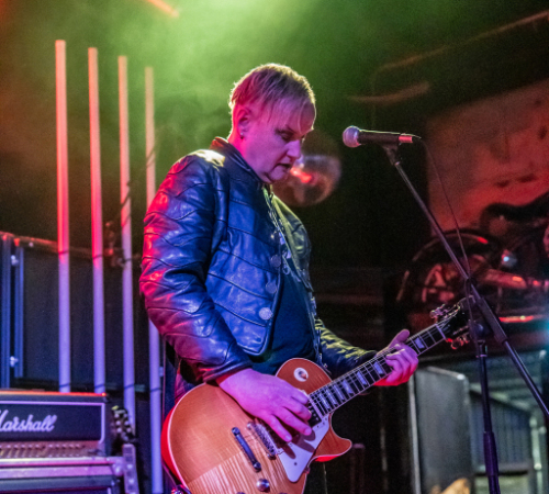 Ragnaroeek-mit-Support-Cultus-Ferox-im-Riders-Cafe-2026-759