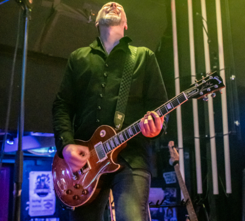 Ragnaroeek-mit-Support-Cultus-Ferox-im-Riders-Cafe-2026-773