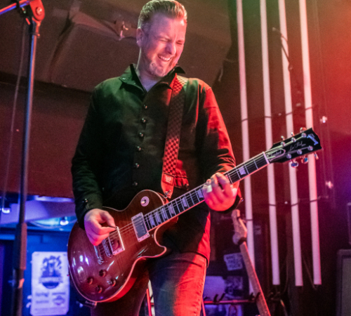 Ragnaroeek-mit-Support-Cultus-Ferox-im-Riders-Cafe-2026-775