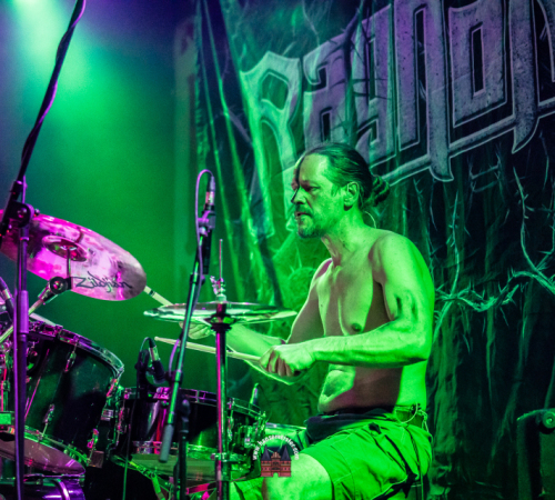 Ragnaroeek-mit-Support-Cultus-Ferox-im-Riders-Cafe-2026-813