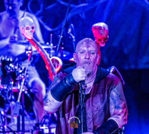 Ragnaroeek-mit-Support-Cultus-Ferox-im-Riders-Cafe-2026-837