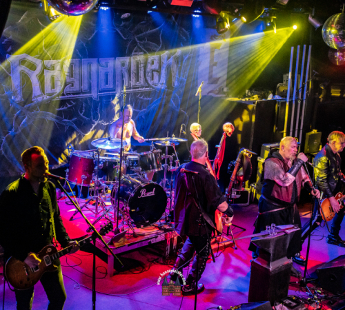 Ragnaroeek-mit-Support-Cultus-Ferox-im-Riders-Cafe-2026-852