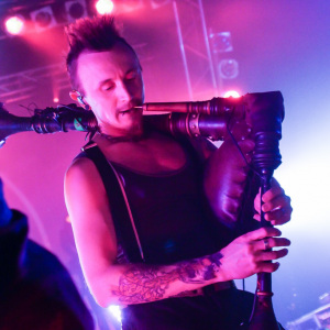 Saltatio_Mortis_und_Metusa_Max_Kiel_2014_420