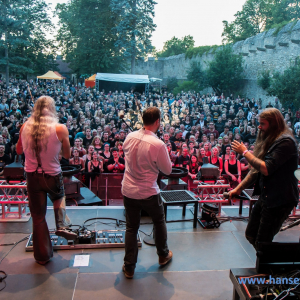 Saltatio_Mortis_Versengold_In_Castellis_Creuzburg_2017-1255