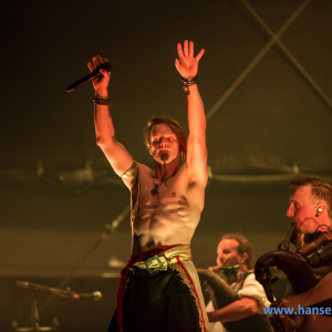 Saltatio_Mortis_Versengold_In_Castellis_Creuzburg_2017-957