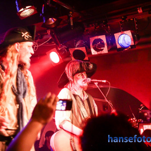 Taverna_Cerritus_Hurley_und_die_Pulveraffen_Sintram_Der_B_1064