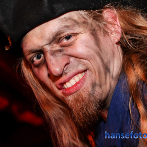 Taverna_Cerritus_Hurley_und_die_Pulveraffen_Sintram_Der_B_543