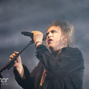 The-Cure-732