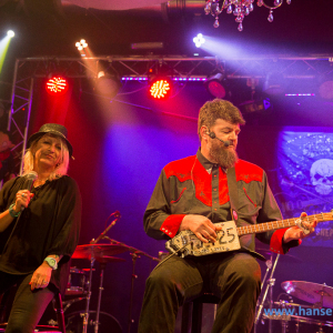 2017-04-13_Micky_Wolf_und_Band_Cigarbox_Experiment