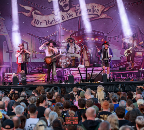 mr.-hurley-und-die-pulveraffen-140