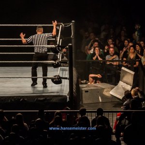 WWE_Live_Barclaycard_Arena_Hamburg_2019-1329