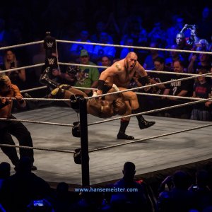 WWE_Live_Barclaycard_Arena_Hamburg_2019-185