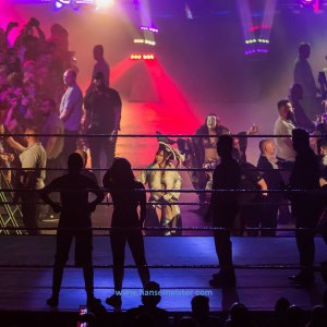 WWE_Live_Barclaycard_Arena_Hamburg_2019-283