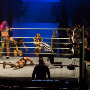 WWE_Live_Barclaycard_Arena_Hamburg_2019-448