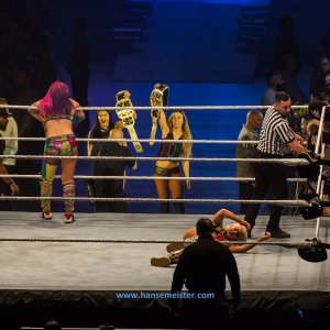 WWE_Live_Barclaycard_Arena_Hamburg_2019-450