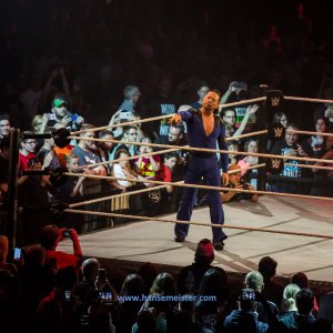 WWE_Live_Barclaycard_Arena_Hamburg_2019-75