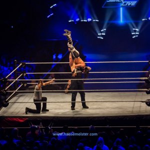WWE_Live_Barclaycard_Arena_Hamburg_2019-851